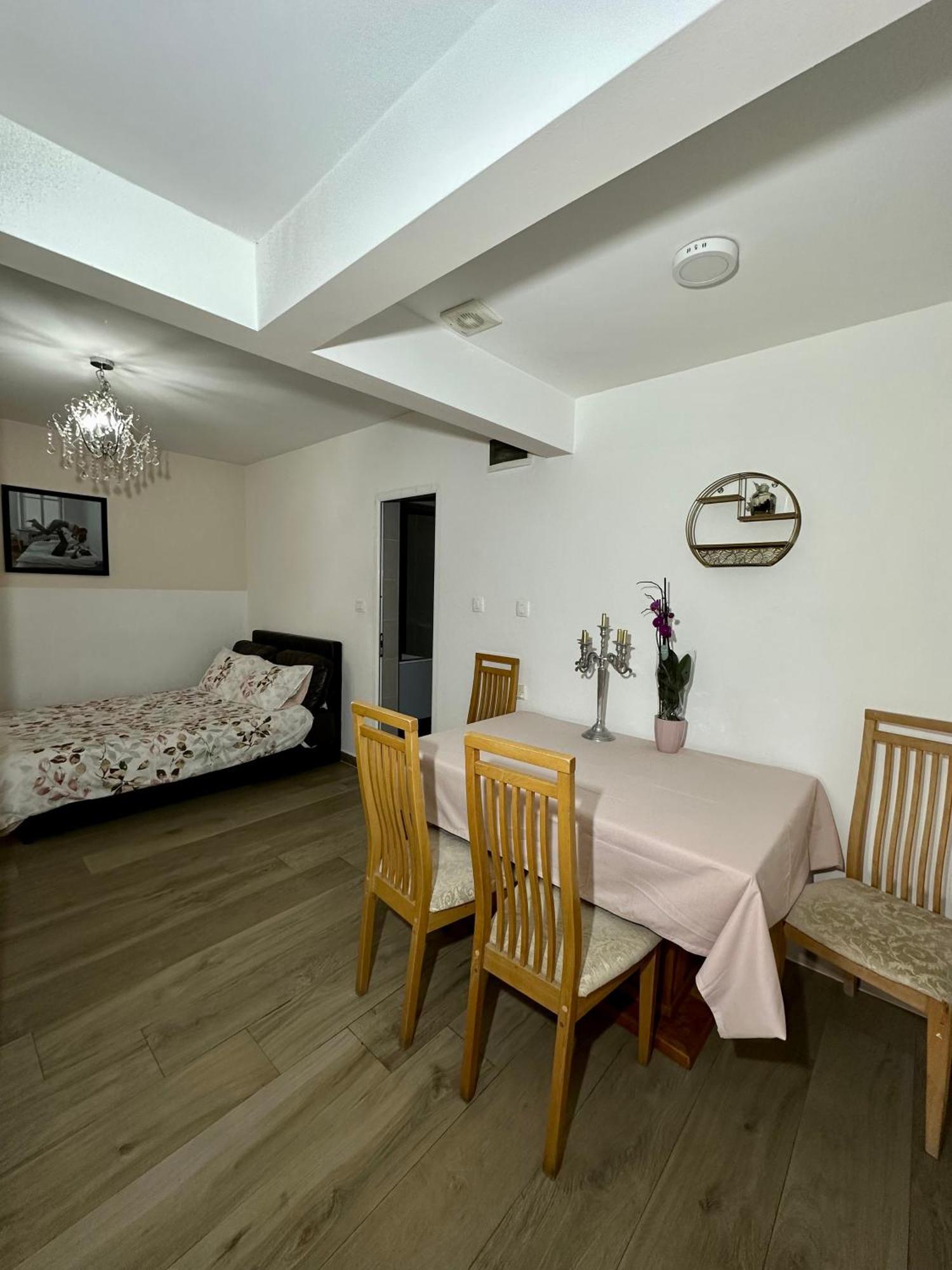 Apartmani Simona Budva Zewnętrze zdjęcie