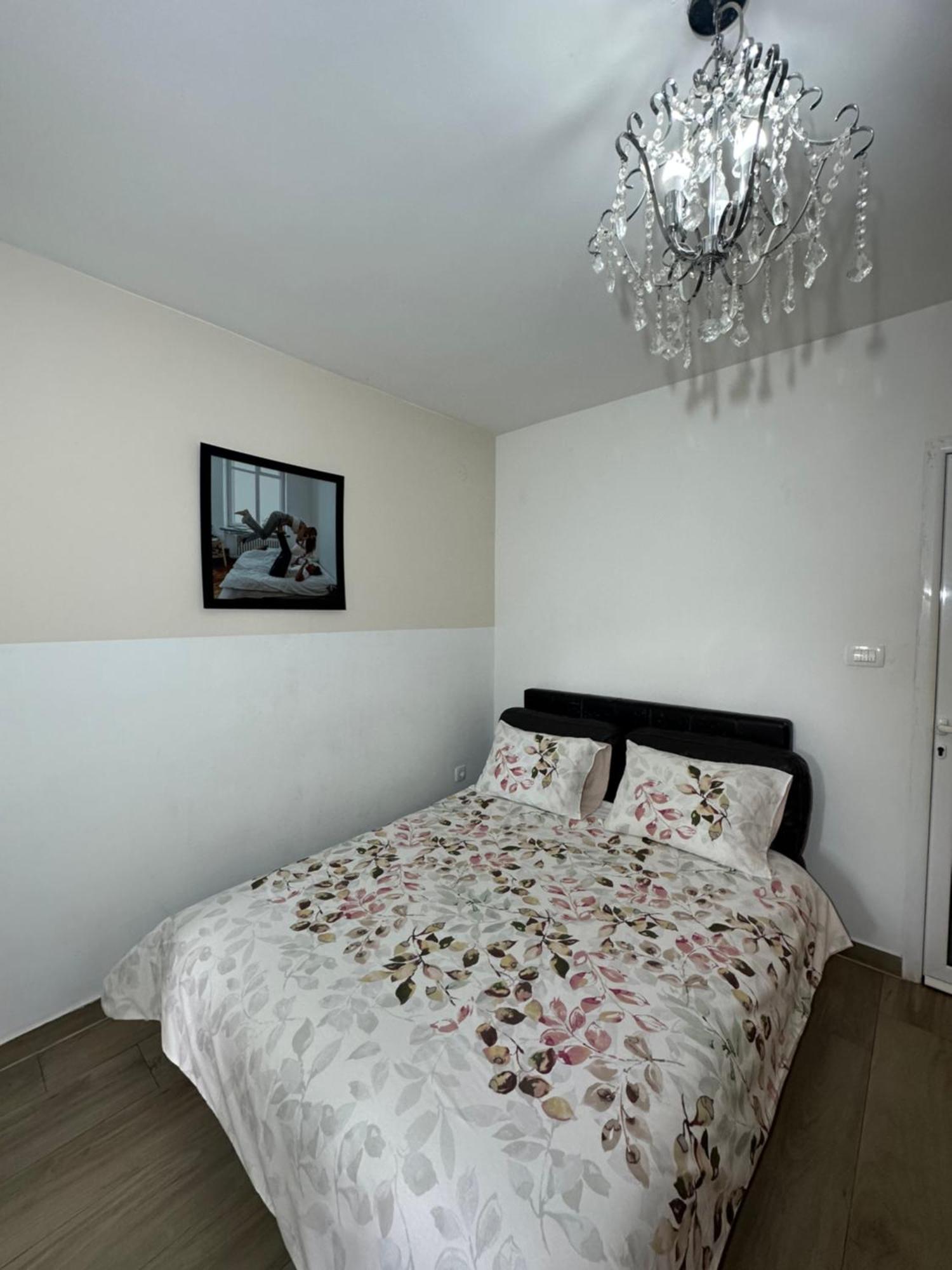 Apartmani Simona Budva Zewnętrze zdjęcie